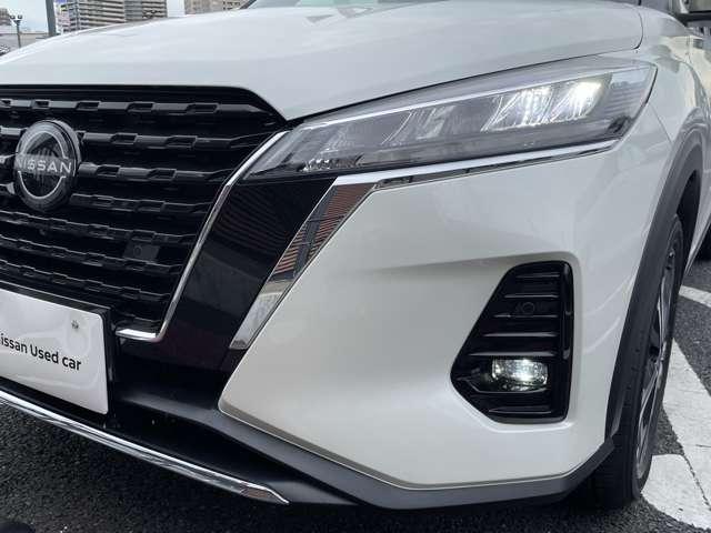 キックス 1.2 X FOUR ツートーン インテリアエディション(e-POWER) 4WD 当社試乗車upブラウンインテリアパッケージ アラウンドビュ- LED インテリキー アイドリングストップ 盗難防止システム 4WD オートエアコン 車線逸脱警報 アルミホイール ナビTV メモリーナビ 踏み間違え防止(20枚目)