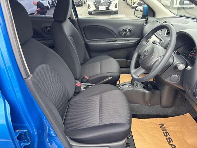 マーチ １．２　１２Ｘ　後カメラ　イモビ　スマートキープッシュスタート　アイストップ　ナビＴＶ　記録簿付き　運転席助手席エアバック　パワーウインド　パワステ　ＡＢＳ　ワンセグ　キーレスエントリー　ワンオーナー　メモリーナビ（11枚目）