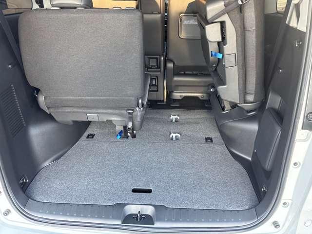 セレナ １．４　ｅ－ＰＯＷＥＲ　ハイウェイスターＶ　自動（被害軽減）ブレーキ　ＬＤＰ　追従クルーズ　ＬＥＤランプ　アルミホイール　ドライブレコーダ　ＥＴＣ　記録簿　盗難防止システム　スマートキー　１オナ　オートエアコン　サイドカーテンエアバック（10枚目）