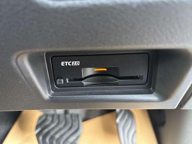 セレナ １．４　ｅ－ＰＯＷＥＲ　ハイウェイスターＶ　自動（被害軽減）ブレーキ　ＬＤＰ　追従クルーズ　ＬＥＤランプ　アルミホイール　ドライブレコーダ　ＥＴＣ　記録簿　盗難防止システム　スマートキー　１オナ　オートエアコン　サイドカーテンエアバック（18枚目）