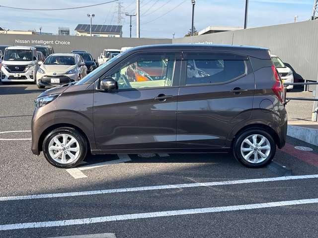 デイズ ６６０　Ｘ　アラウンドＭ　踏み間違え防止　スマートキー　イモビライザー　バックカメラ　１オーナー　ＥＴＣ　レーンキープ　アイドリングストップ　ドライブレコーダー　キーレス　フルオートエアコン　ナビＴＶ　ＷＡＢ（3枚目）