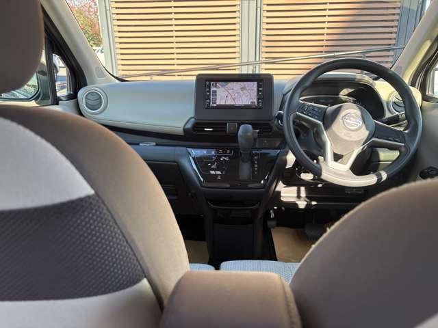 デイズ ６６０　Ｘ　アラウンドＭ　踏み間違え防止　スマートキー　イモビライザー　バックカメラ　１オーナー　ＥＴＣ　レーンキープ　アイドリングストップ　ドライブレコーダー　キーレス　フルオートエアコン　ナビＴＶ　ＷＡＢ（4枚目）