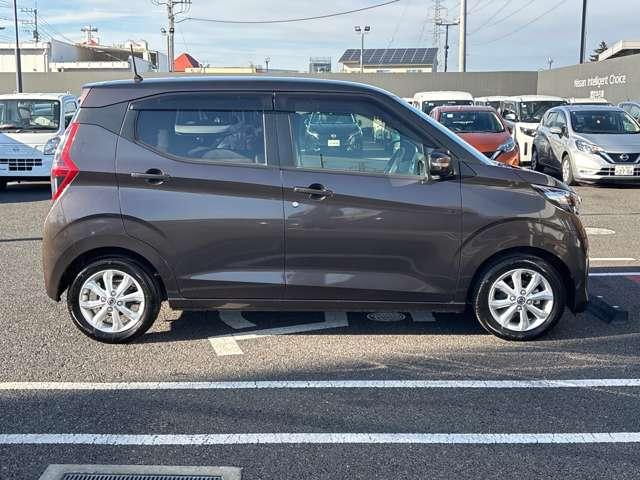 デイズ ６６０　Ｘ　アラウンドＭ　踏み間違え防止　スマートキー　イモビライザー　バックカメラ　１オーナー　ＥＴＣ　レーンキープ　アイドリングストップ　ドライブレコーダー　キーレス　フルオートエアコン　ナビＴＶ　ＷＡＢ（5枚目）