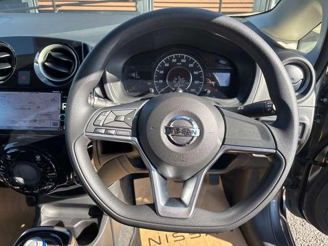 ノート 1.2 e-POWER X 360°カメラ 記録簿付 運転席助手席エアバック レーンキープ AUTOエアコン 1オーナー 盗難防止システム ナビTV 運転席エアバッグ キーレスエントリー LEDヘッド ドラレコ パワーウィンドウ(14枚目)