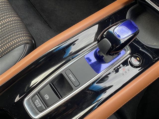 ヴェゼル ハイブリッドＺ・ホンダセンシング　純正ナビ／バックカメラ／前後ドライブレコーダー／Ｂｌｕｅｔｏｏｔｈ接続／追従クルーズコントロール／シートヒーター／ハーフレザーシート／電動パーキング／ブレーキホールド／スマートキー／ＥＴＣ（31枚目）
