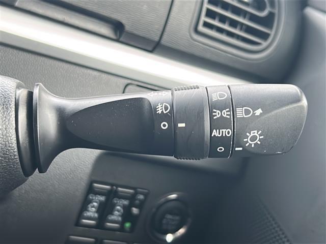 タント カスタムＸ　トップエディションリミテッドＳＡＩＩＩ　純正ナビ／ＢｌｅｕｔｏｏｔｈＡｕｄｉｏ／フルセグＴＶバックカメラ／両側パワースライドドア／全周囲カメラ／コーナーセンサー／前後ドラレコ／純正エアロ／ハーフレザー／ウインカーミラー／アイドリングストップ（26枚目）