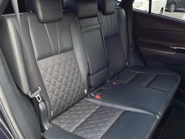 ハリアー プレミアム　／寒冷地仕様／９型アルパインナビ／Ｂｌｕｅｔｏｏｔｈ／ビルドインＥＴＣ／バックカメラ／パワーバックドア／社外エンジンスターター／クルコン／ステアリングスイッチ／純正フロアマット／プッシュスタート（14枚目）