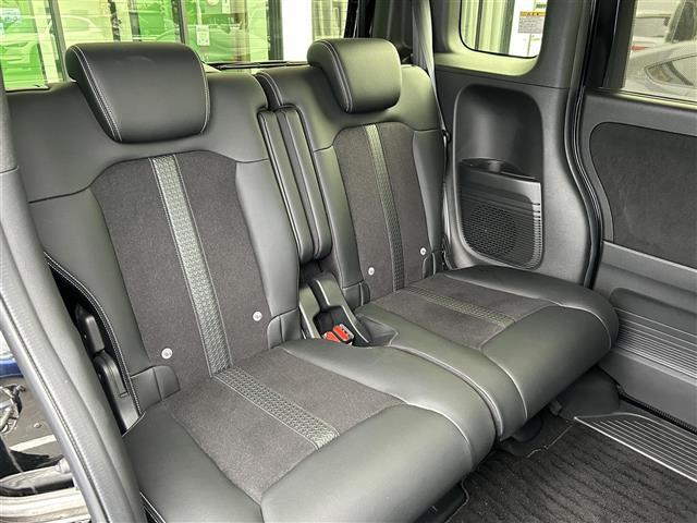 Ｎ－ＢＯＸカスタム Ｌターボ　純正９インチナビ（ＡＭ／ＦＭ／Ｂｌｕｅｔｏｏｔｈ／ＴＶ／ＤＶＤ）／ターボ／両側電動ドア／バックカメラ／純正１５インチＡＷ／前後ドライブレコーダー／ハーフレザーシート／Ｂｌｕｅｔｏｏｔｈ／ＴＶ／ＥＴＣ（12枚目）