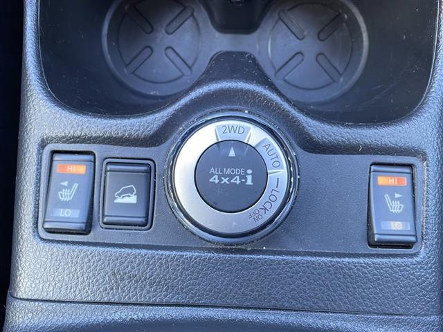 エクストレイル ２０ＸエクストリーマーＸエマージェンシーブレーキＰ　禁煙車／純正ナビ（ＣＤ／フルセグＴＶ／Ｂｌｕｅｔｏｏｔｈ／ＡＵＸ）／アラウンドビューモニター／ビルトインＥＴＣ／クルーズコントロール／革巻きステアリング／ステアリングスイッチ／前席シートヒーター（4枚目）