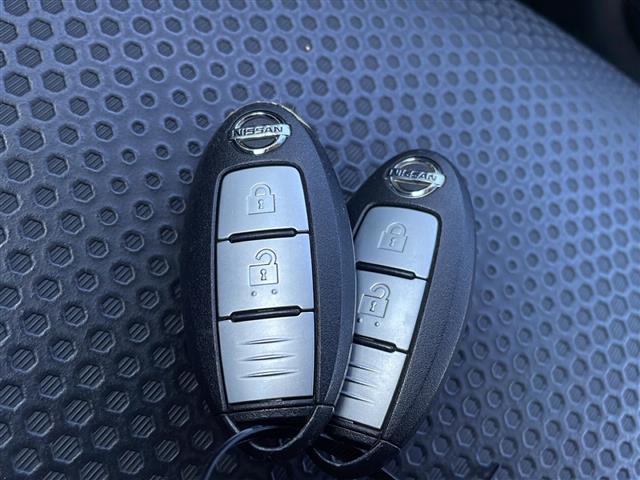 エクストレイル ２０ＸエクストリーマーＸエマージェンシーブレーキＰ　禁煙車／純正ナビ（ＣＤ／フルセグＴＶ／Ｂｌｕｅｔｏｏｔｈ／ＡＵＸ）／アラウンドビューモニター／ビルトインＥＴＣ／クルーズコントロール／革巻きステアリング／ステアリングスイッチ／前席シートヒーター（33枚目）