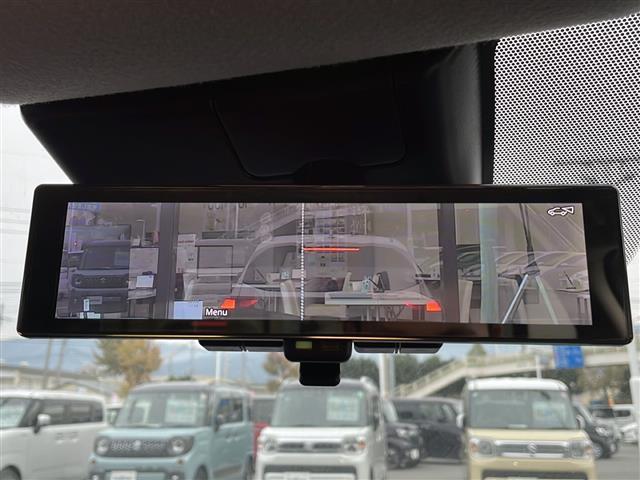 ノート Ｘ　ＦＯＵＲ　禁煙車／純正９インチナビ（フルセグＴＶ／Ｂｌｕｅｔｏｏｔｈ／ＵＳＢ）／インテリジェントアラウンドビューモニター／インテリジェントルームミラー／前席シートヒーター／ステアリングヒーター／ドラレコ（6枚目）