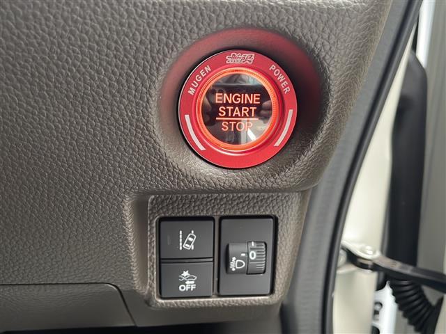 N-BOX L・ターボ 禁煙車/ターボ/純正9インチナビ(CD/DVD/フルセグTV/Bluetooth)/バックカメラ/社外サイドカメラ/ビルトインETC/デジタルインナーミラー/両側パワースライドドア/サイドステップ(9枚目)