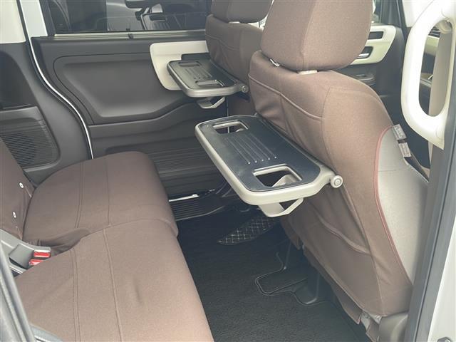 N-BOX L・ターボ 禁煙車/ターボ/純正9インチナビ(CD/DVD/フルセグTV/Bluetooth)/バックカメラ/社外サイドカメラ/ビルトインETC/デジタルインナーミラー/両側パワースライドドア/サイドステップ(13枚目)