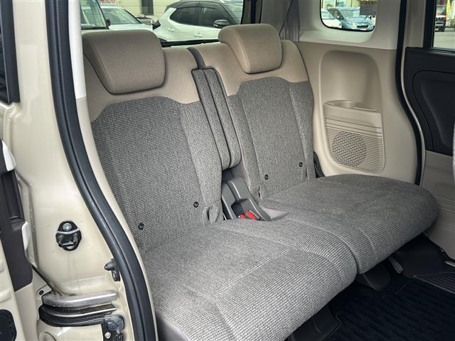 N-BOX G・Lターボホンダセンシング 禁煙車/純正ナビ/バックカメラ/両側電動ドア/レーダークルーズコントロール/前後ドライブレコーダー/ロールサンシェード/革巻きステアリング/パドルシフト/LEDヘッドライト/スマートキー/スペアキー(12枚目)