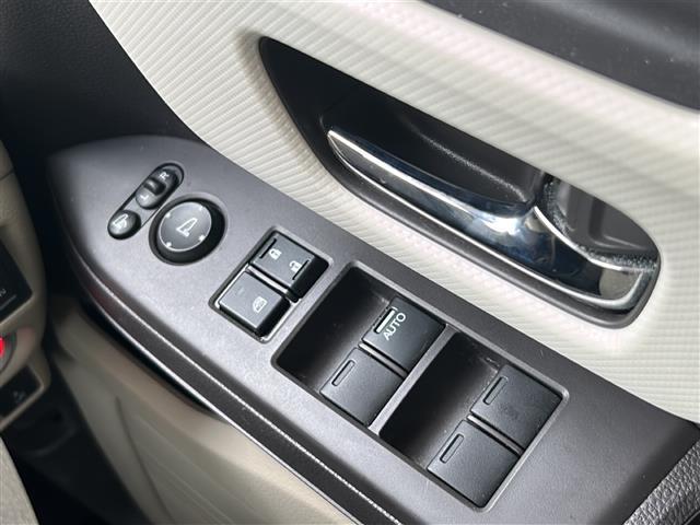 N-BOX G・Lターボホンダセンシング 禁煙車/純正ナビ/バックカメラ/両側電動ドア/レーダークルーズコントロール/前後ドライブレコーダー/ロールサンシェード/革巻きステアリング/パドルシフト/LEDヘッドライト/スマートキー/スペアキー(35枚目)