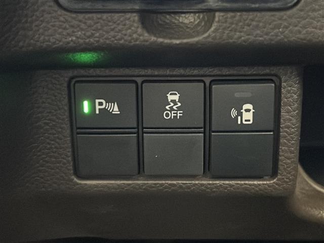 N-BOX L コーディネートスタイル 禁煙車/純正8インチナビ/レーダークルコン/両側パワスラドア/アイドリングストップ/前席シートヒーター/Bluetooth/フルセグTV/衝突被害軽減システム/レーンキープアシスト/横滑り防止装置(7枚目)