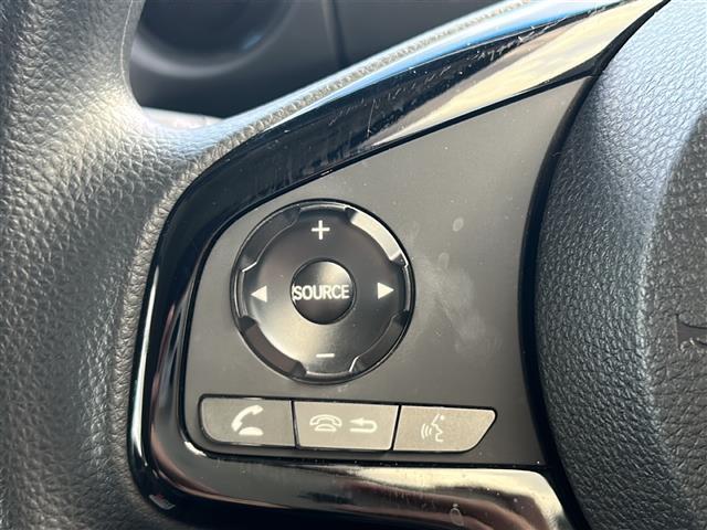 N-BOX L コーディネートスタイル 禁煙車/純正8インチナビ/レーダークルコン/両側パワスラドア/アイドリングストップ/前席シートヒーター/Bluetooth/フルセグTV/衝突被害軽減システム/レーンキープアシスト/横滑り防止装置(10枚目)