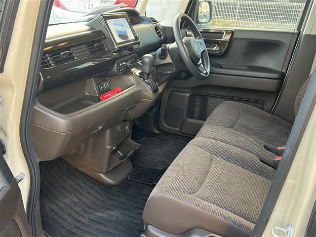 N-BOX L コーディネートスタイル 禁煙車/純正8インチナビ/レーダークルコン/両側パワスラドア/アイドリングストップ/前席シートヒーター/Bluetooth/フルセグTV/衝突被害軽減システム/レーンキープアシスト/横滑り防止装置(13枚目)