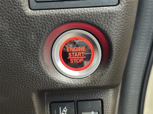 N-BOX L コーディネートスタイル 禁煙車/純正8インチナビ/レーダークルコン/両側パワスラドア/アイドリングストップ/前席シートヒーター/Bluetooth/フルセグTV/衝突被害軽減システム/レーンキープアシスト/横滑り防止装置(32枚目)