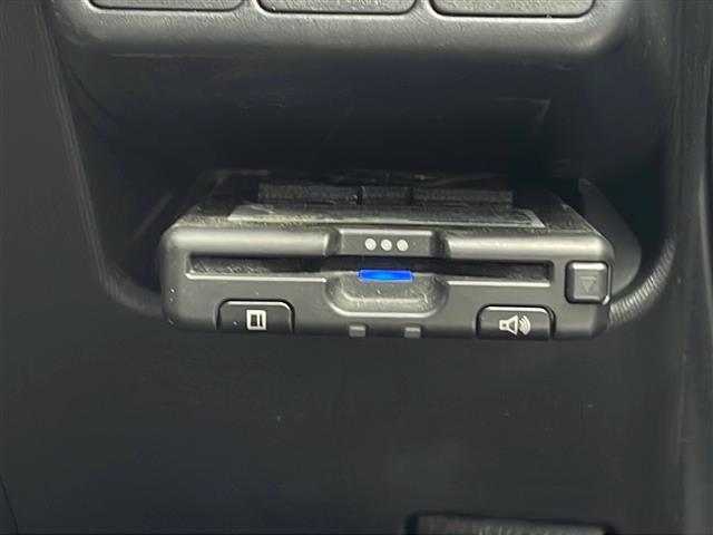 アクア S グランパー 禁煙車/社外ナビ(CD/DVD/フルセグTV/Bluetooth)/バックカメラ/ETC/ステアリングスイッチ/LEDヘッドライト/スマートキー/Pスタート/電動格納ミラー/純正フロアマット(3枚目)