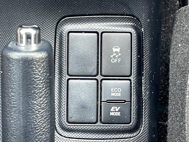 アクア S グランパー 禁煙車/社外ナビ(CD/DVD/フルセグTV/Bluetooth)/バックカメラ/ETC/ステアリングスイッチ/LEDヘッドライト/スマートキー/Pスタート/電動格納ミラー/純正フロアマット(4枚目)