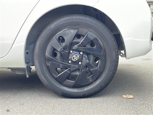 アクア S グランパー 禁煙車/社外ナビ(CD/DVD/フルセグTV/Bluetooth)/バックカメラ/ETC/ステアリングスイッチ/LEDヘッドライト/スマートキー/Pスタート/電動格納ミラー/純正フロアマット(38枚目)