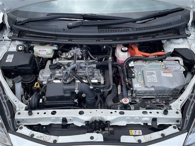 アクア S グランパー 禁煙車/社外ナビ(CD/DVD/フルセグTV/Bluetooth)/バックカメラ/ETC/ステアリングスイッチ/LEDヘッドライト/スマートキー/Pスタート/電動格納ミラー/純正フロアマット(40枚目)