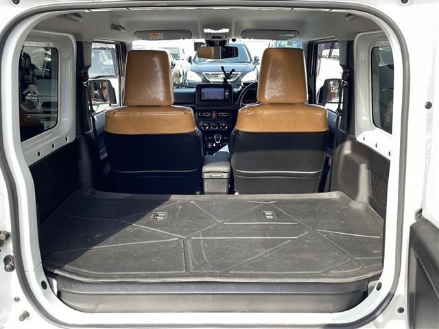 ジムニー ＸＣ　禁煙車／社外７インチナビ（ＣＤ／ＤＶＤ／ワンセグＴＶ／Ｂｌｕｅｔｏｏｔｈ）／バックカメラ／ビルトインＥＴＣ／シートヒーター／革巻きステアリング／クルーズコントロール／ステアリングスイッチ／ドラレコ（15枚目）