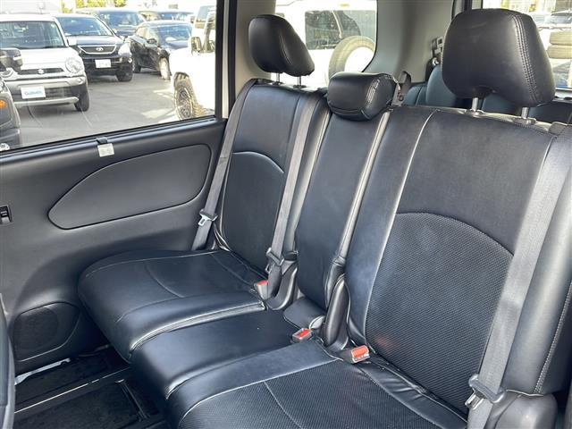 セレナ ハイウェイスター 禁煙車/純正9インチナビ(CD/DVD/BD/フルセグTV/Bluetooth)/アラウンドビューモニター/フリップダウンモニター/ビルトインETC/ハンズフリー両側電動スライドドア/ドラレコ(13枚目)