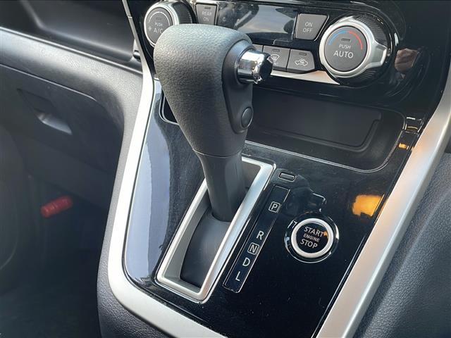 セレナ ハイウェイスター 禁煙車/純正9インチナビ(CD/DVD/BD/フルセグTV/Bluetooth)/アラウンドビューモニター/フリップダウンモニター/ビルトインETC/ハンズフリー両側電動スライドドア/ドラレコ(32枚目)