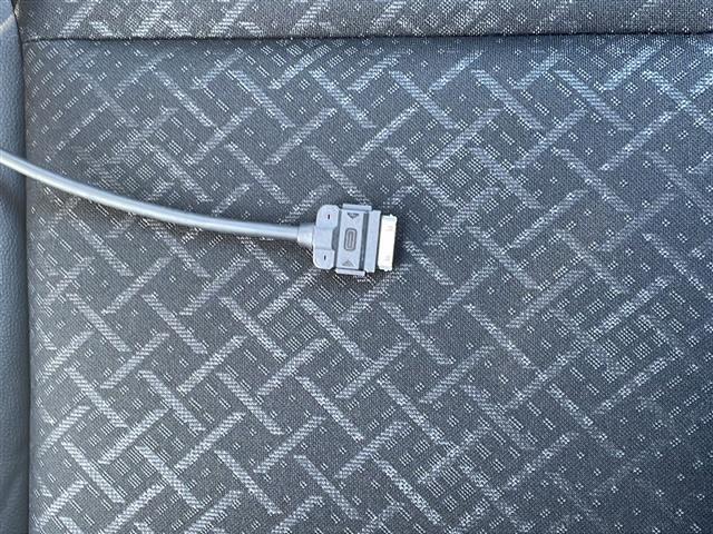 Ｎ－ＷＧＮカスタム Ｇ・Ｌパッケージ　禁煙車／社外メモリーナビ／フルセグＴＶ／バックカメラ／純正１４インチアルミホイール／ＥＴＣ／ハーフレザーシート／前席シートヒーター／ＨＩＤライト／スマートキー／アイドリングストップ（6枚目）