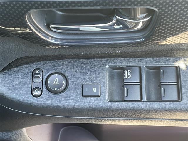 Ｎ－ＷＧＮカスタム Ｇ・Ｌパッケージ　禁煙車／社外メモリーナビ／フルセグＴＶ／バックカメラ／純正１４インチアルミホイール／ＥＴＣ／ハーフレザーシート／前席シートヒーター／ＨＩＤライト／スマートキー／アイドリングストップ（37枚目）