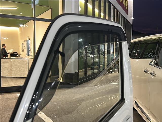 ミニキャブトラック G 禁煙車/4WD/レーダーブレーキサポート/5MT/パワーステアリング/パワーウィンドゥ/AC/ドアバイザー/フォグランプ/荷室灯/スタッドレス/スペアタイヤ/後方コーナーセンサー/横滑り防止装置(6枚目)