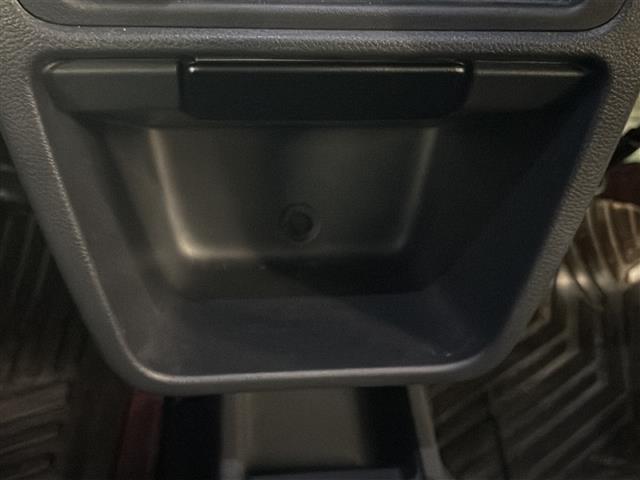 ミニキャブトラック G 禁煙車/4WD/レーダーブレーキサポート/5MT/パワーステアリング/パワーウィンドゥ/AC/ドアバイザー/フォグランプ/荷室灯/スタッドレス/スペアタイヤ/後方コーナーセンサー/横滑り防止装置(36枚目)