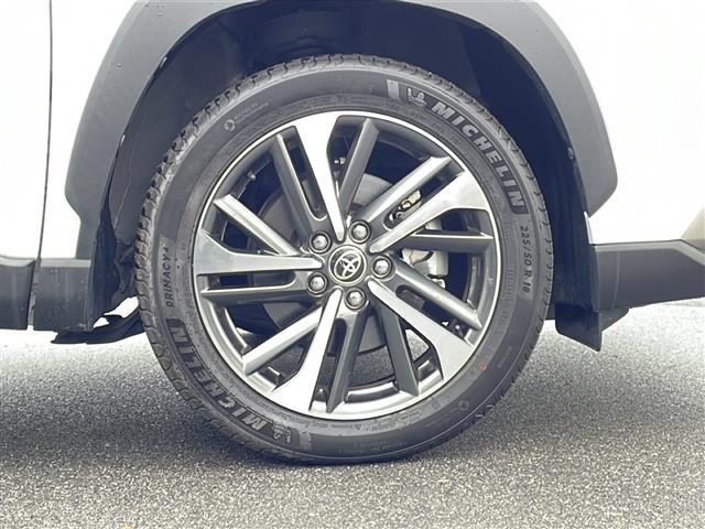 カローラクロス ハイブリッド Z 禁煙車/スタッド車載/8インチディスプレイオーディオ(ナビ機能付/CD/DVD/フルセグTV/Bluetooth)/パノラミックビューモニター/ビルトインETC/運転席パワーシート/前席シートヒーター(36枚目)