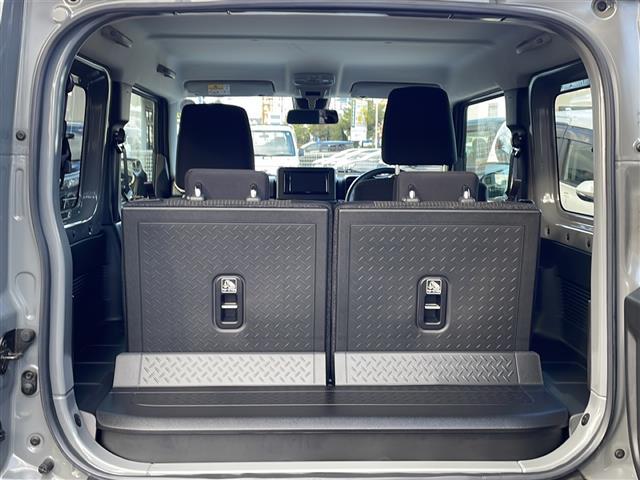 ジムニー XC ディスプレイオーディオ/AppleCarPlay対応/バックカメラ/クルーズコントロール/シートヒーター/ミラーヒーター/純正ラバーマット/LEDヘッドライト/スマートキー/パートタイム4WD(19枚目)