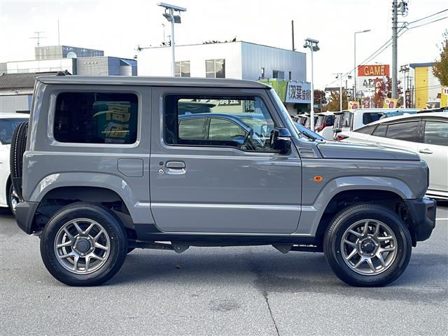 ジムニー XC ディスプレイオーディオ/AppleCarPlay対応/バックカメラ/クルーズコントロール/シートヒーター/ミラーヒーター/純正ラバーマット/LEDヘッドライト/スマートキー/パートタイム4WD(22枚目)