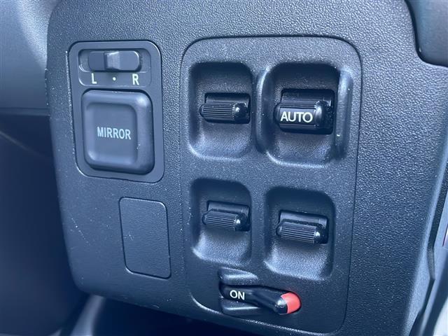 ザッツ ターボ　禁煙車／純正オーディオ（ＣＤ／ＦＭ／ＡＭ）／ＥＴＣ／純正フロアマット／ＷＯＲＫ１５インチＡＷ／純正フロアマット／ドアバイザー／Ｗエアバック（5枚目）