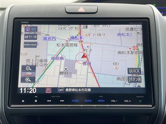 フリード＋ハイブリッド ハイブリッドＥＸ　禁煙車／純正ナビ（ＣＤ／ＤＶＤ／フルセグＴＶ／Ｂｌｕｅｔｏｏｔｈ）／バックカメラ／ビルトインＥＴＣ／シートヒーター／ドライブレコーダー／両側パワースライドドア／革巻きステアリング（4枚目）