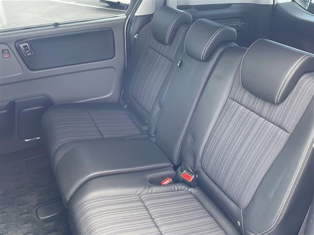 フリード＋ハイブリッド ハイブリッドＥＸ　禁煙車／純正ナビ（ＣＤ／ＤＶＤ／フルセグＴＶ／Ｂｌｕｅｔｏｏｔｈ）／バックカメラ／ビルトインＥＴＣ／シートヒーター／ドライブレコーダー／両側パワースライドドア／革巻きステアリング（13枚目）