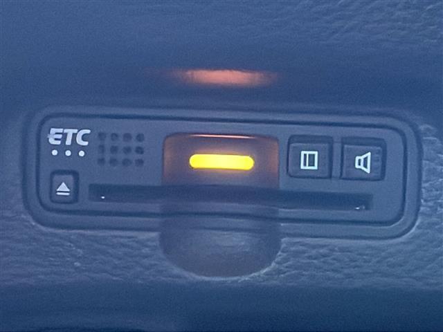 Ｎ－ＢＯＸカスタム Ｇ・Ｌターボホンダセンシング　禁煙車／純正８型ナビ（ＦＭ／ＡＭ／Ｂｌｕｅｔｏｏｔｈ／フルセグＴＶ／ＣＤ／ＤＶＤ）／ドライブレコーダー／バックカメラ／両側電動スライドドア／ＥＴＣ／パドルシフト／衝突被害軽減システム／レーンキープ（7枚目）