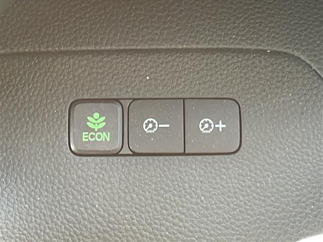 Ｎ－ＢＯＸカスタム Ｇ・Ｌターボホンダセンシング　禁煙車／純正８型ナビ（ＦＭ／ＡＭ／Ｂｌｕｅｔｏｏｔｈ／フルセグＴＶ／ＣＤ／ＤＶＤ）／ドライブレコーダー／バックカメラ／両側電動スライドドア／ＥＴＣ／パドルシフト／衝突被害軽減システム／レーンキープ（34枚目）