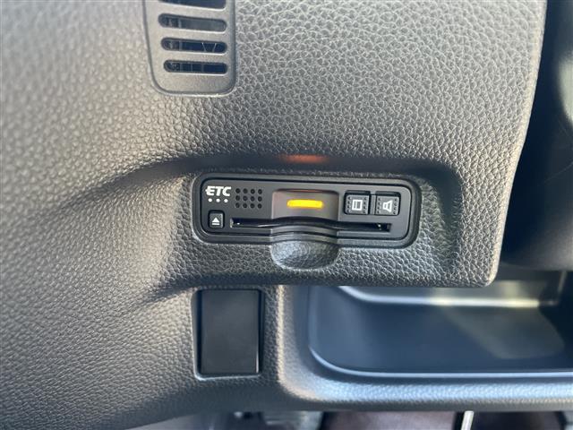 Ｎ－ＢＯＸカスタム Ｇ・ＥＸターボホンダセンシング　禁煙車／純正８型ナビ／前後ドライブレコーダー／ＣＯＭＴＥＣレーダー／両側電動スライドドア／バックカメラ／ＥＴＣ／純正アルミホイール／衝突被害軽減システム／フォグランプ／純正フロアマット／クルコン（9枚目）