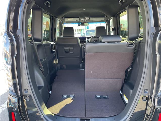 Ｎ－ＢＯＸカスタム Ｇ・ＥＸターボホンダセンシング　禁煙車／純正８型ナビ／前後ドライブレコーダー／ＣＯＭＴＥＣレーダー／両側電動スライドドア／バックカメラ／ＥＴＣ／純正アルミホイール／衝突被害軽減システム／フォグランプ／純正フロアマット／クルコン（17枚目）