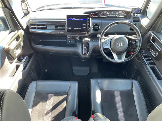 Ｎ－ＢＯＸカスタム Ｇ・ＥＸターボホンダセンシング　禁煙車／純正８型ナビ／前後ドライブレコーダー／ＣＯＭＴＥＣレーダー／両側電動スライドドア／バックカメラ／ＥＴＣ／純正アルミホイール／衝突被害軽減システム／フォグランプ／純正フロアマット／クルコン（26枚目）