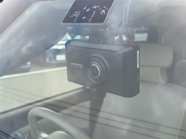 ムーヴキャンバス GメイクアップVS SAIII 純正ナビ(FM/AM/Bluetooth/フルセグ/CD/DVD)/前後ドライブレコーダー/両側電動スライドドア/寒冷地仕様/ETC/衝突軽減/D席シートヒーター/純正フロアマット/フォグランプ(6枚目)