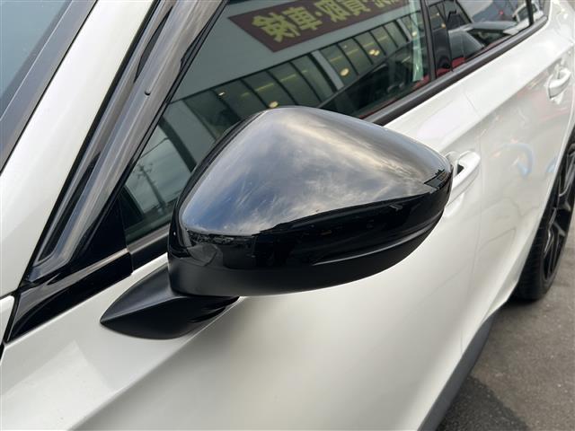 シビック e:HEV 禁煙車/BOSEプレミアムサウンド/純正9インチディスプレイオーディオ(ナビ機能付/フルセグTV/Bluetooth)/バックカメラ/ビルトインETC2.0/シートヒーター/パワーシート/置くだけ充電(30枚目)
