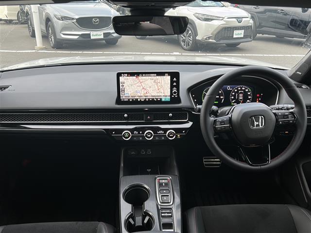 シビック e:HEV 禁煙車/BOSEプレミアムサウンド/純正9インチディスプレイオーディオ(ナビ機能付/フルセグTV/Bluetooth)/バックカメラ/ビルトインETC2.0/シートヒーター/パワーシート/置くだけ充電(32枚目)