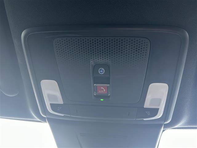 シビック e:HEV 禁煙車/BOSEプレミアムサウンド/純正9インチディスプレイオーディオ(ナビ機能付/フルセグTV/Bluetooth)/バックカメラ/ビルトインETC2.0/シートヒーター/パワーシート/置くだけ充電(38枚目)