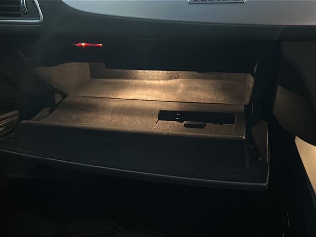 Ａ６ ２．０ＴＦＳＩクワトロ　Ｓラインパッケージ　禁煙車／純正ナビ（ＣＤ／フルセグＴＶ／Ｂｌｕｅｔｏｏｔｈ）／アラウンドビューモニター／ＥＴＣ／前席パワーシート（運転席メモリー機能付）／前席シートヒーター／レーダークルーズコントロール／パドルシフト（38枚目）